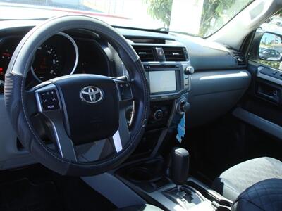 2012 Toyota 4Runner Trail Edition   - Photo 17 - Santa Cruz, CA 95062