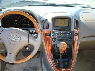 2001 Lexus RX 300  AWD - Photo 9 - Santa Cruz, CA 95062