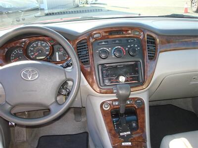 2007 Toyota Highlander   - Photo 8 - Santa Cruz, CA 95062