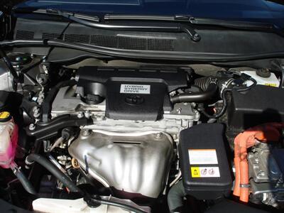 2017 Toyota Camry Hybrid LE   - Photo 11 - Santa Cruz, CA 95062