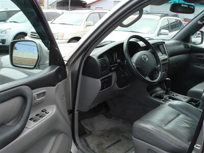 2004 Toyota Land Cruiser   - Photo 9 - Santa Cruz, CA 95062