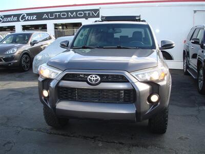 2019 Toyota 4Runner SR5   - Photo 2 - Santa Cruz, CA 95062