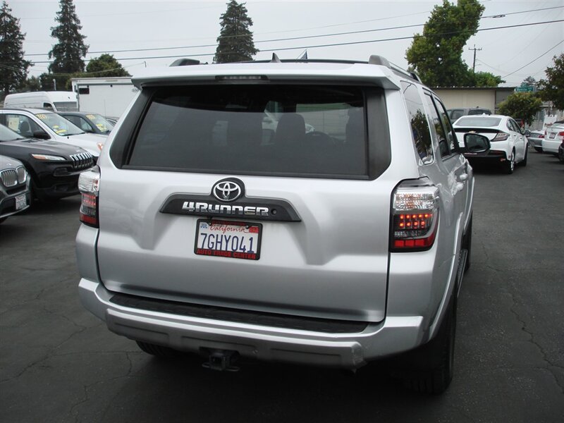 2014 Toyota 4Runner Trail Premium photo 3