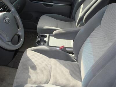 2008 Toyota Sienna LE 8-Passenger   - Photo 10 - Santa Cruz, CA 95062