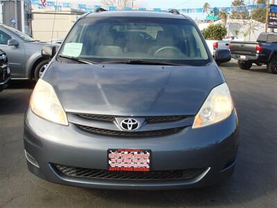 2008 Toyota Sienna LE 8-Passenger   - Photo 2 - Santa Cruz, CA 95062