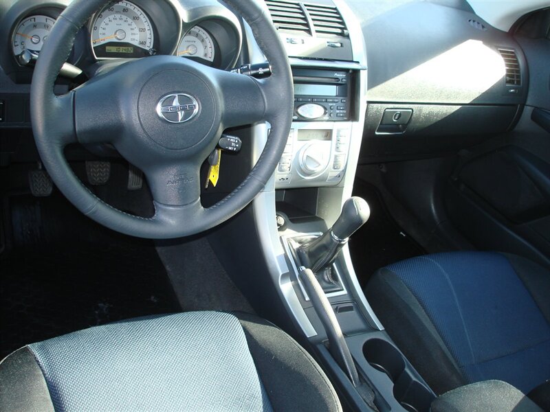 2005 Scion tC Base photo 8