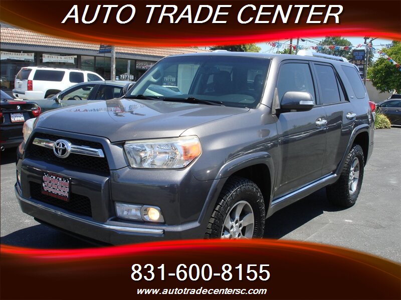 2013 Toyota 4Runner SR5  4 WHEEL DRIVE - Photo 1 - Santa Cruz, CA 95062