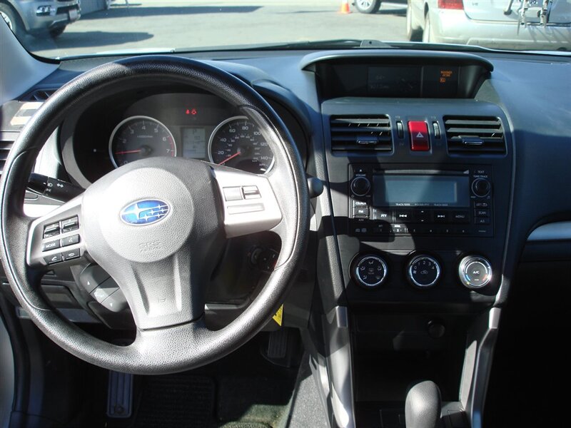 2015 Subaru Forester i photo 8