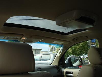 2008 Toyota Sequoia Limited  4 WHEEL DRIVE - Photo 12 - Santa Cruz, CA 95062
