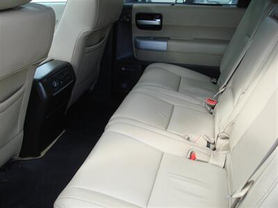 2008 Toyota Sequoia Limited  4 WHEEL DRIVE - Photo 13 - Santa Cruz, CA 95062