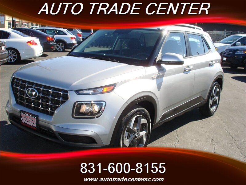 2025 Hyundai VENUE SEL  VENUE - Photo 1 - Santa Cruz, CA 95062