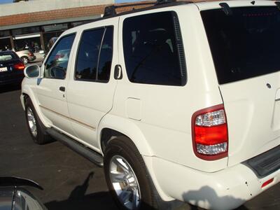 2002 Nissan Pathfinder LE   - Photo 7 - Santa Cruz, CA 95062