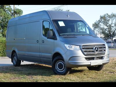 2019 Mercedes-Benz Sprinter 2500 - Photo 1 - Miami, FL 33142