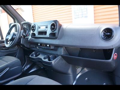 2019 Mercedes-Benz Sprinter 2500 - Photo 25 - Miami, FL 33142