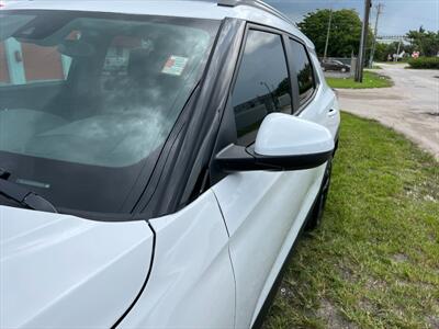 2023 Chevrolet Trailblazer LT   - Photo 14 - Miami, FL 33142