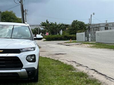 2023 Chevrolet Trailblazer LT   - Photo 10 - Miami, FL 33142