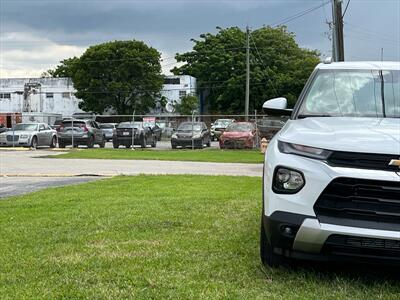 2023 Chevrolet Trailblazer LT   - Photo 9 - Miami, FL 33142