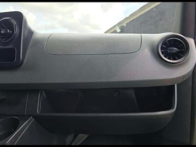 2019 Mercedes-Benz Sprinter 2500  LWB - Photo 12 - Miami, FL 33142