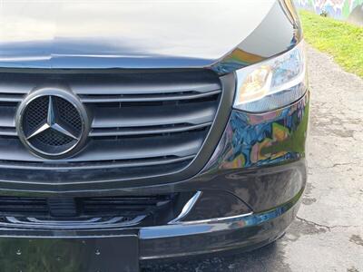 2019 Mercedes-Benz Sprinter 2500 SWB - Photo 5 - Miami, FL 33142