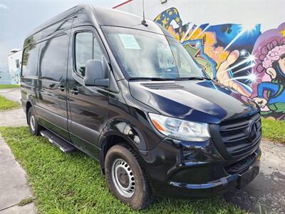 2019 Mercedes-Benz Sprinter 2500 SWB - Photo 1 - Miami, FL 33142