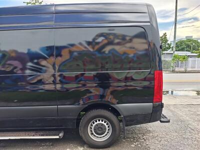 2019 Mercedes-Benz Sprinter 2500 SWB - Photo 12 - Miami, FL 33142