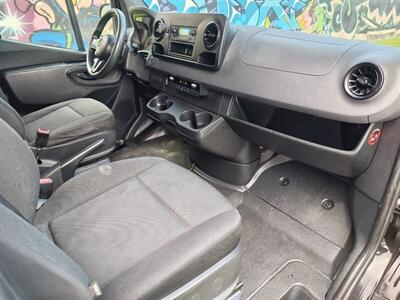 2019 Mercedes-Benz Sprinter 2500 SWB - Photo 24 - Miami, FL 33142