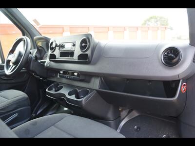 2019 Mercedes-Benz Sprinter 2500 SWB - Photo 27 - Miami, FL 33142