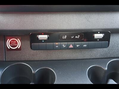 2019 Mercedes-Benz Sprinter 2500 SWB - Photo 35 - Miami, FL 33142