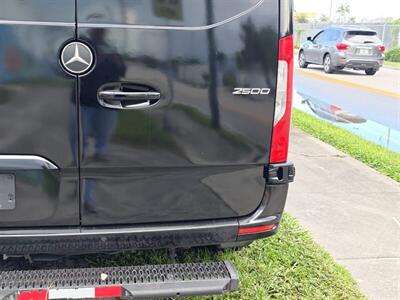 2019 Mercedes-Benz Sprinter 2500 SWB - Photo 19 - Miami, FL 33142