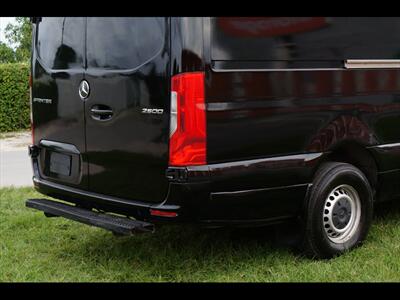 2019 Mercedes-Benz Sprinter 2500   - Photo 10 - Miami, FL 33142