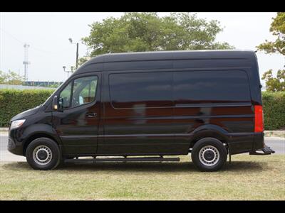 2019 Mercedes-Benz Sprinter 2500   - Photo 5 - Miami, FL 33142