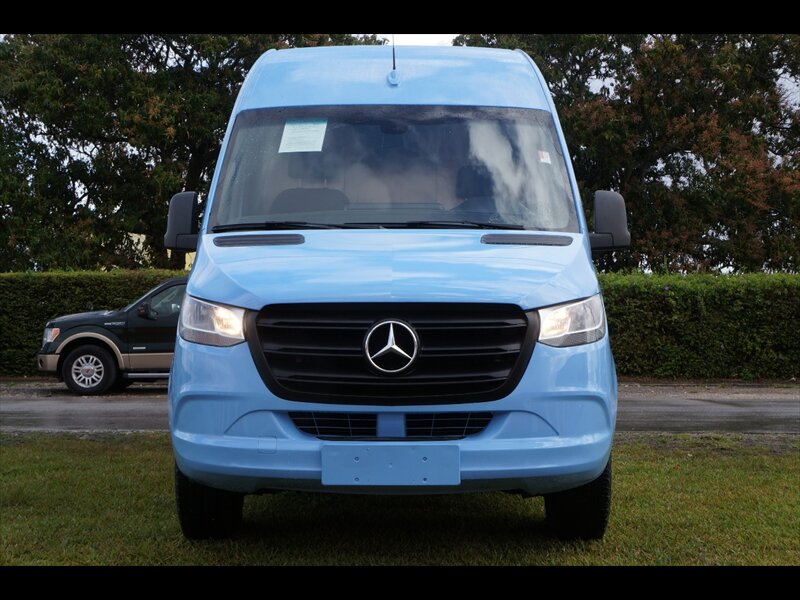 2019 Mercedes-Benz Sprinter 2500  LWB