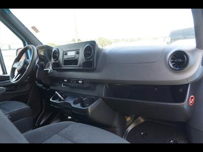 2019 Mercedes-Benz Sprinter 2500  LWB - Photo 30 - Miami, FL 33142
