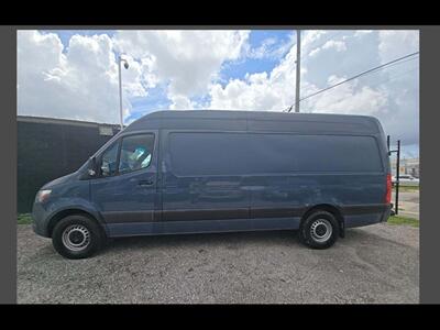 2019 Mercedes-Benz Sprinter 2500  LWB - Photo 2 - Miami, FL 33142