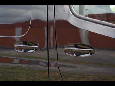 2019 Mercedes-Benz Sprinter 2500 LWB - Photo 12 - Miami, FL 33142