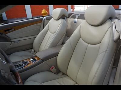 2005 Mercedes-Benz SL 500   - Photo 22 - Miami, FL 33142