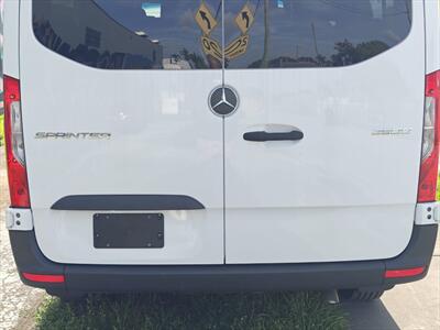 2025 Mercedes-Benz Sprinter 2500 - Photo 10 - Miami, FL 33142