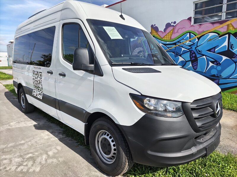 2025 Mercedes-Benz Sprinter 2500   - Photo 1 - Miami, FL 33142