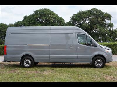 2019 Mercedes-Benz Sprinter 2500 LWB - Photo 7 - Miami, FL 33142