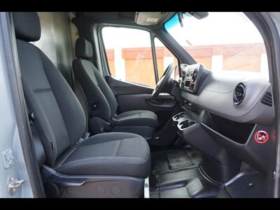 2019 Mercedes-Benz Sprinter 2500 LWB - Photo 27 - Miami, FL 33142