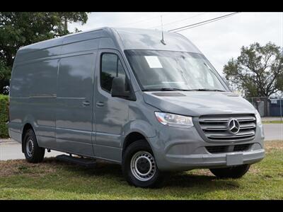 2019 Mercedes-Benz Sprinter 2500 LWB - Photo 1 - Miami, FL 33142