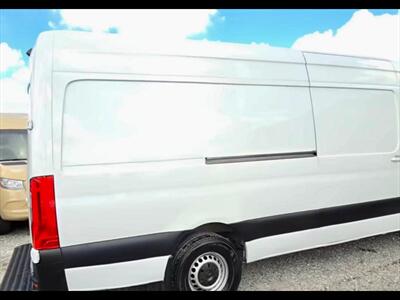 2019 Mercedes-Benz Sprinter 2500   - Photo 7 - Miami, FL 33142