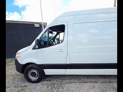 2019 Mercedes-Benz Sprinter 2500   - Photo 12 - Miami, FL 33142