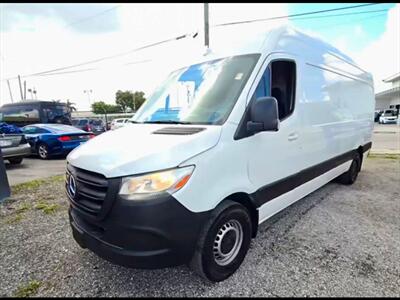 2019 Mercedes-Benz Sprinter 2500   - Photo 2 - Miami, FL 33142