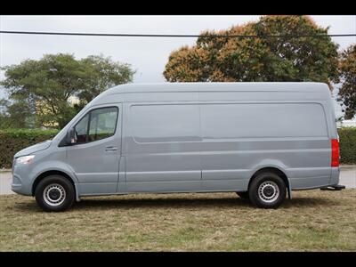 2019 Mercedes-Benz Sprinter 2500 LWB   - Photo 4 - Miami, FL 33142