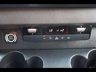 2019 Mercedes-Benz Sprinter 2500  LWB - Photo 39 - Miami, FL 33142