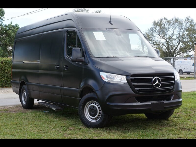 2019 Mercedes-Benz Sprinter 2500  LWB