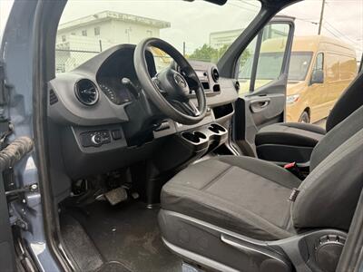 2019 Mercedes-Benz Sprinter 2500  LWB - Photo 17 - Miami, FL 33142