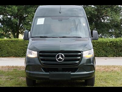2019 Mercedes-Benz Sprinter 2500 LWB - Photo 2 - Miami, FL 33142
