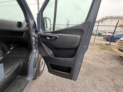 2019 Mercedes-Benz Sprinter 2500  LWB - Photo 35 - Miami, FL 33142
